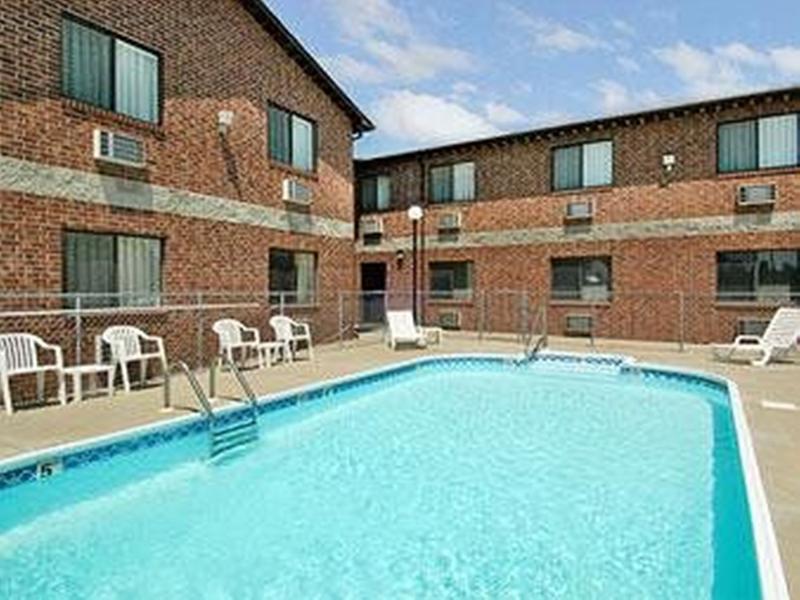 Super 8 By Wyndham Chanute Exterior foto